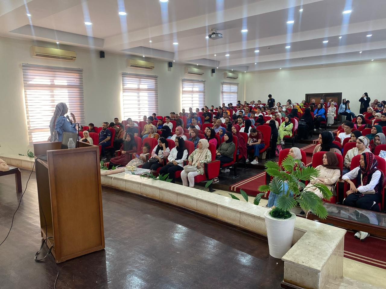 جانب من دورات الاسعافات الاوليه